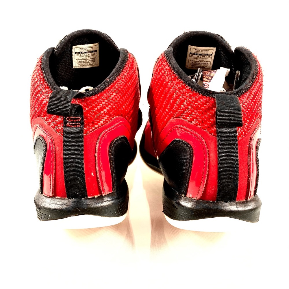 Under Armour - Picture 9 of 11